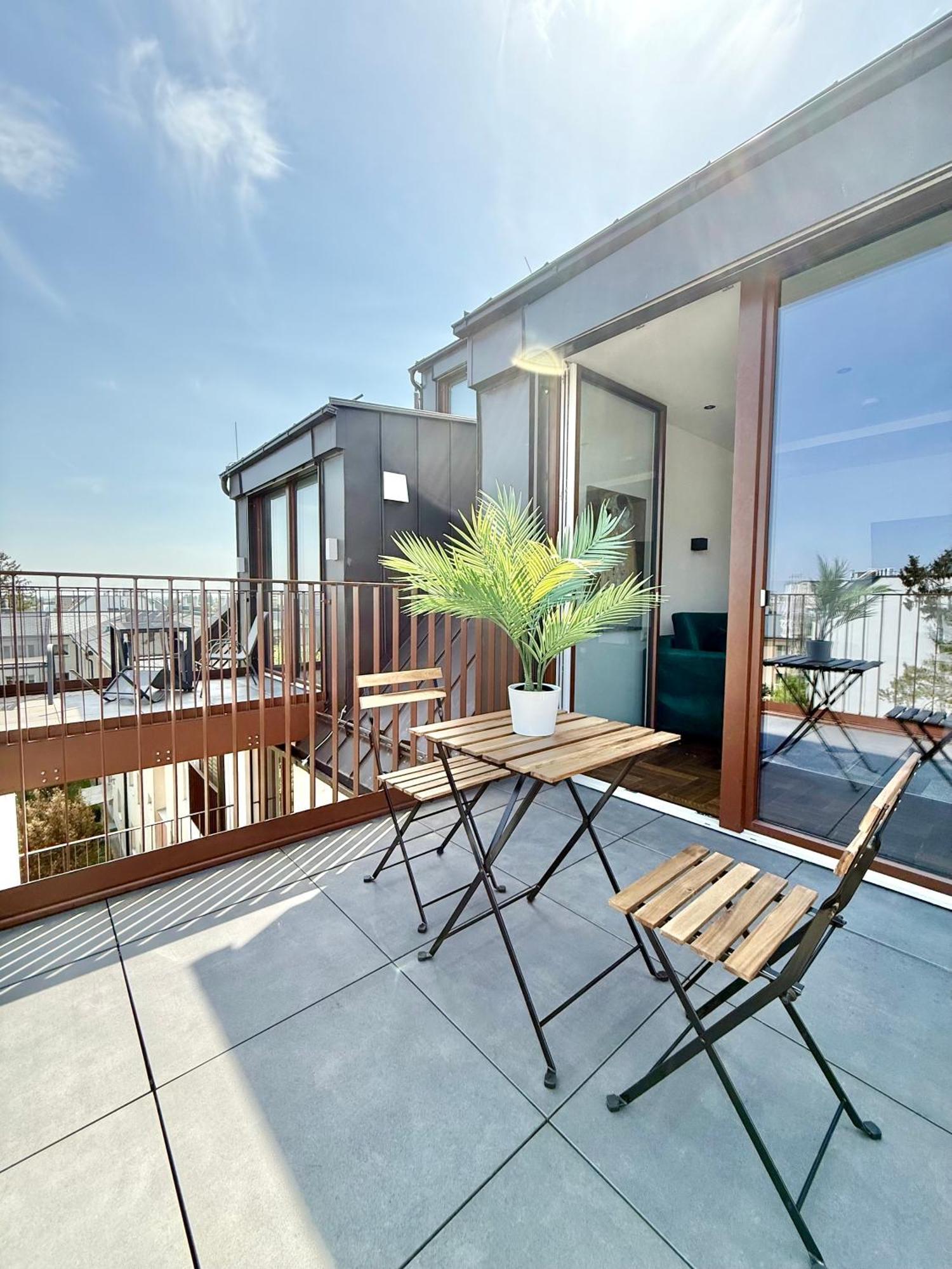 Apartament Penthouse Mit Parkplatz Und Balkon Viena